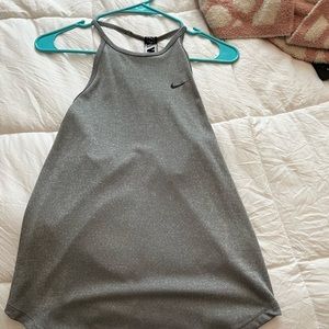 Nike tank